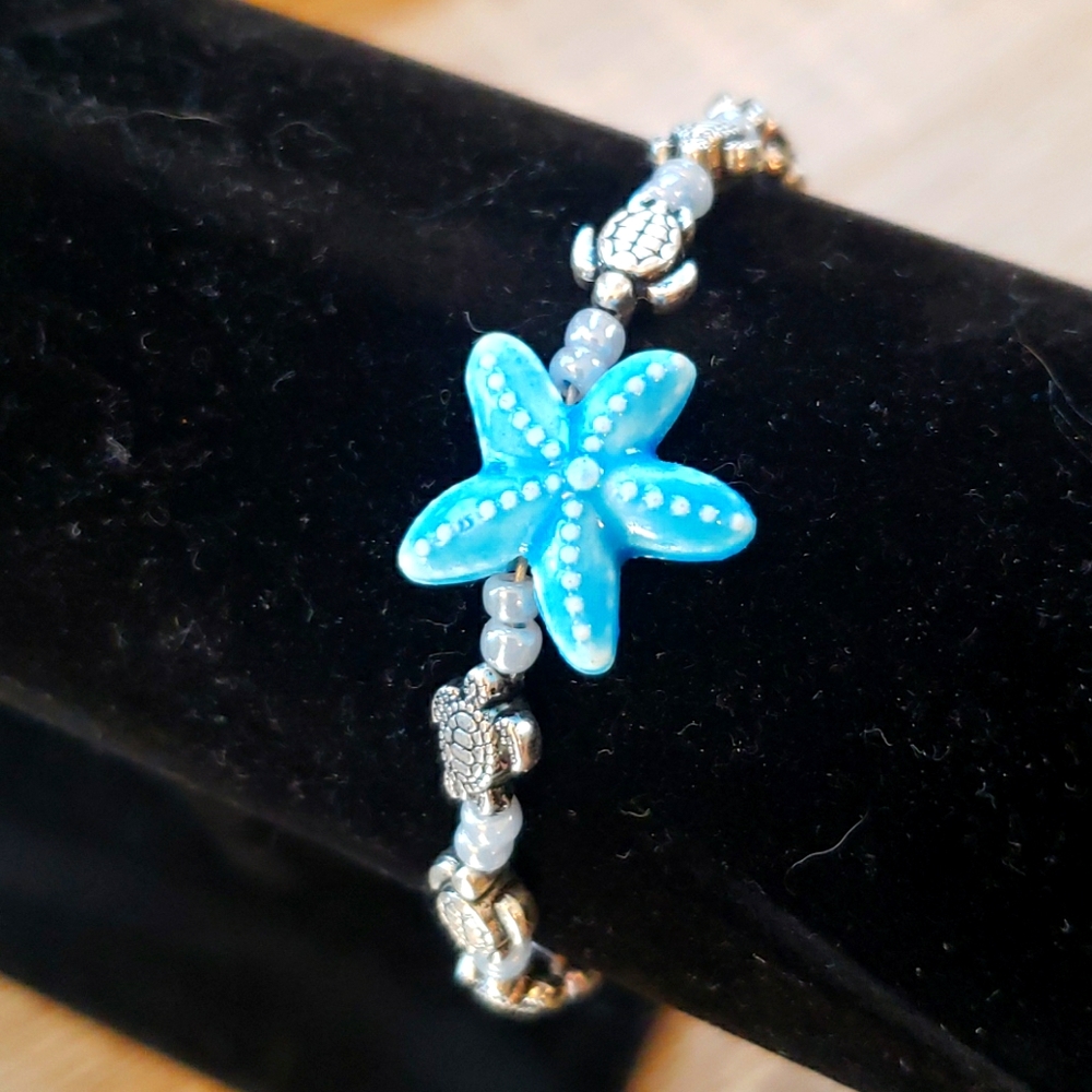 Star Fish & Sea Turtle Beaded Bracelet